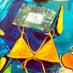 Cupshe Small Cross Bikini Top